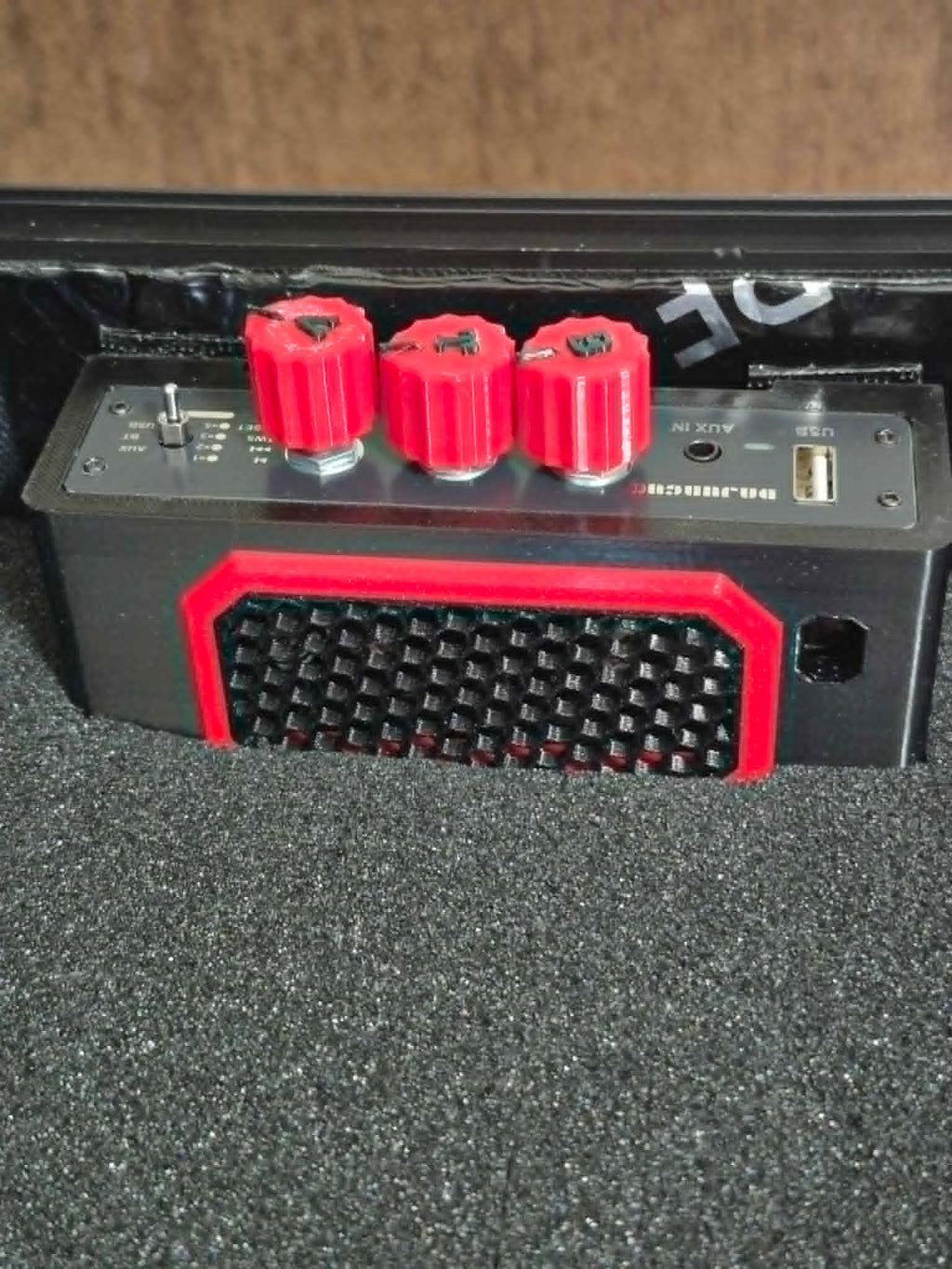 🧛 Dracula Edition DIY Bluetooth Boombox