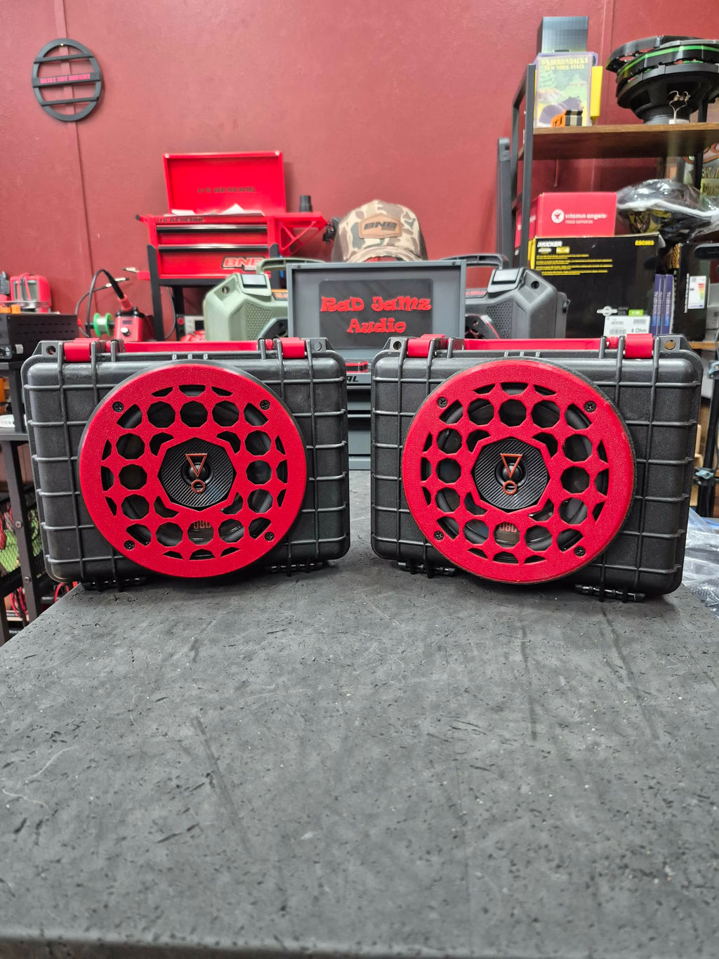 Twin Apache 1800 Bluetooth Speakers
