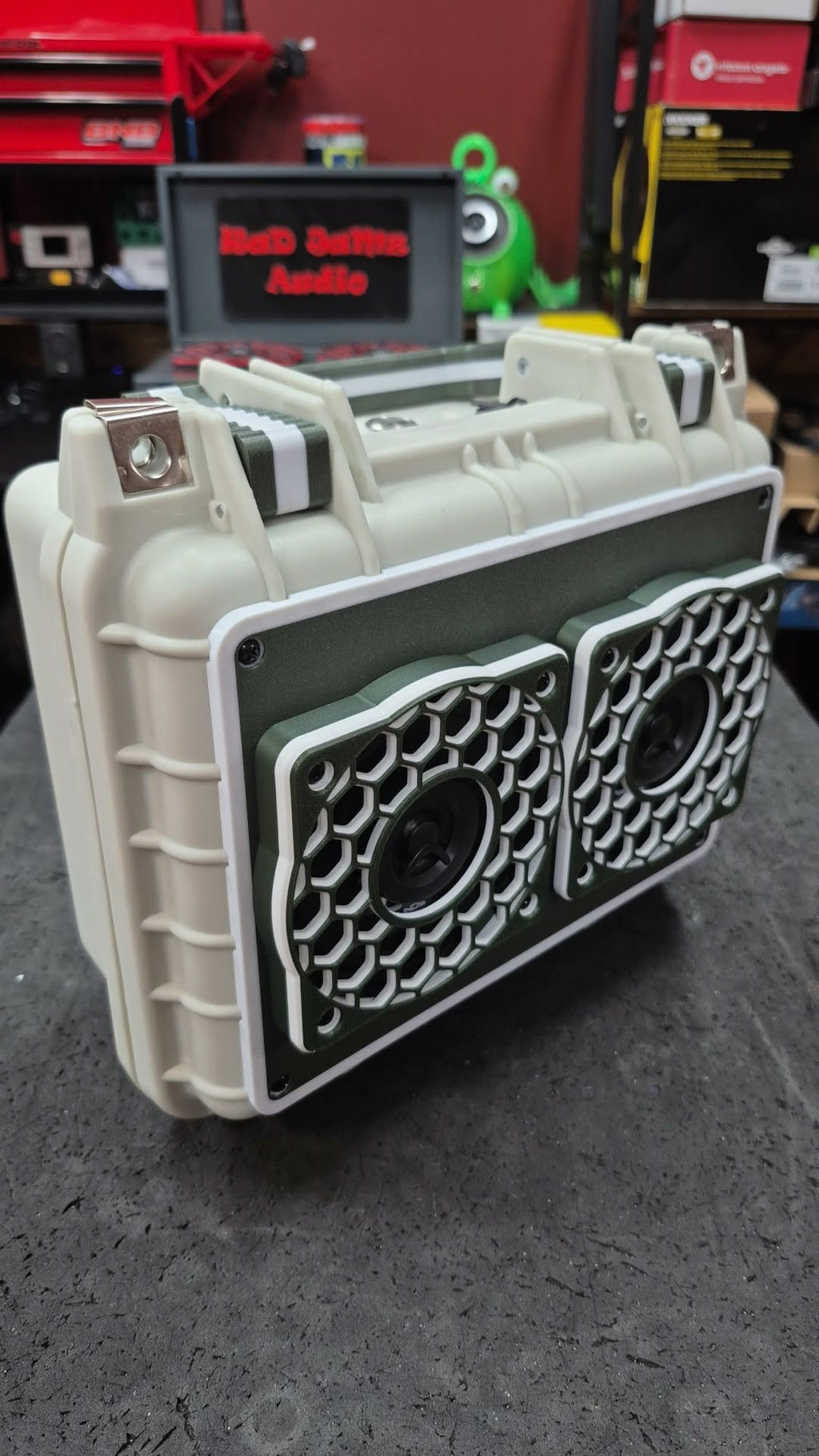 Eylar 10.62" Portable Bluetooth Speaker