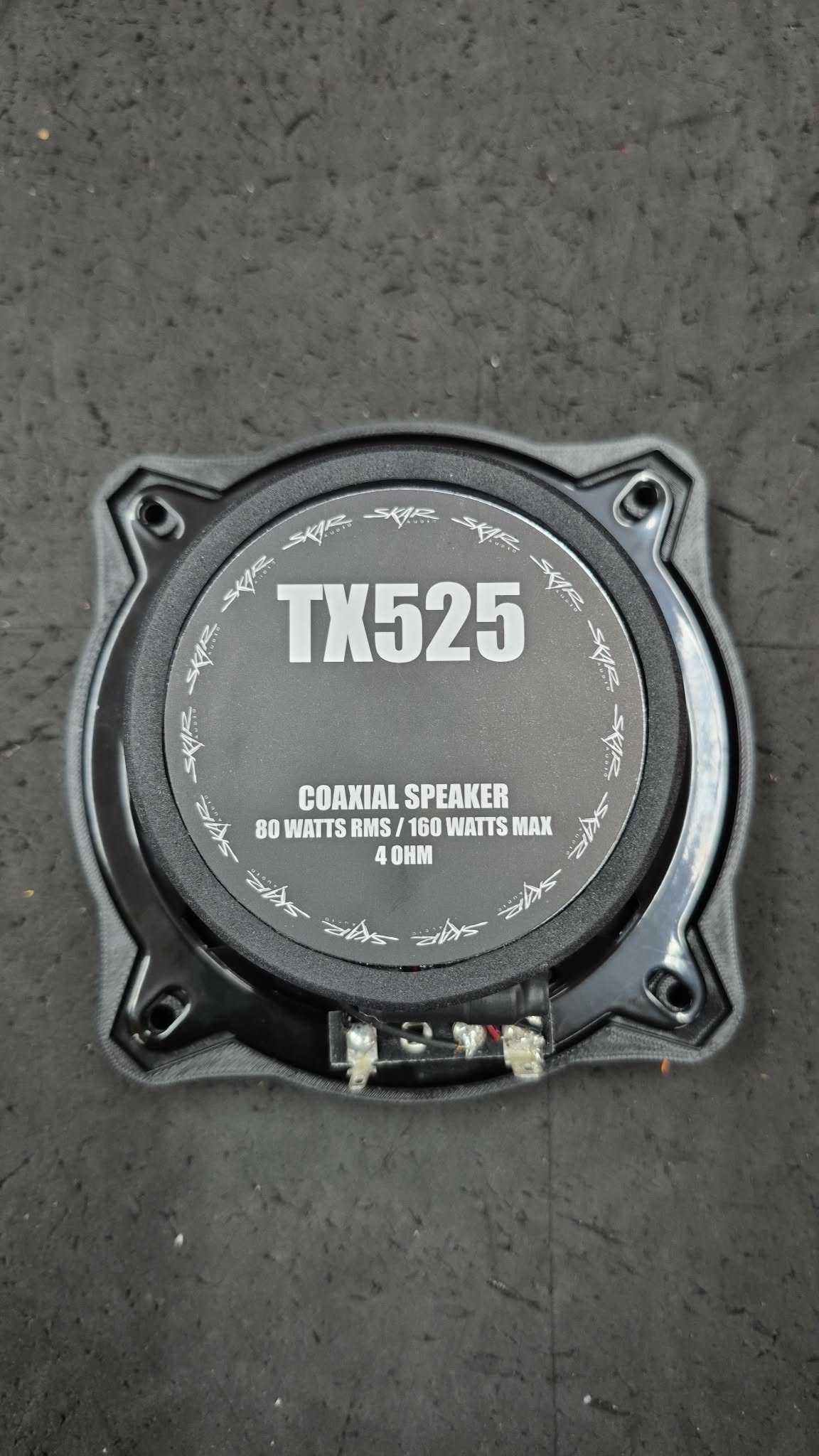 5.25" Snug fit speaker grill