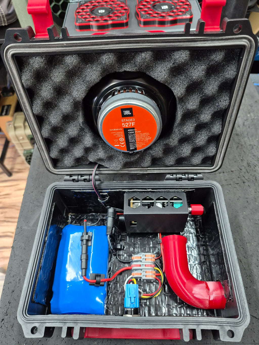 Twin Apache 1800 Bluetooth Speakers