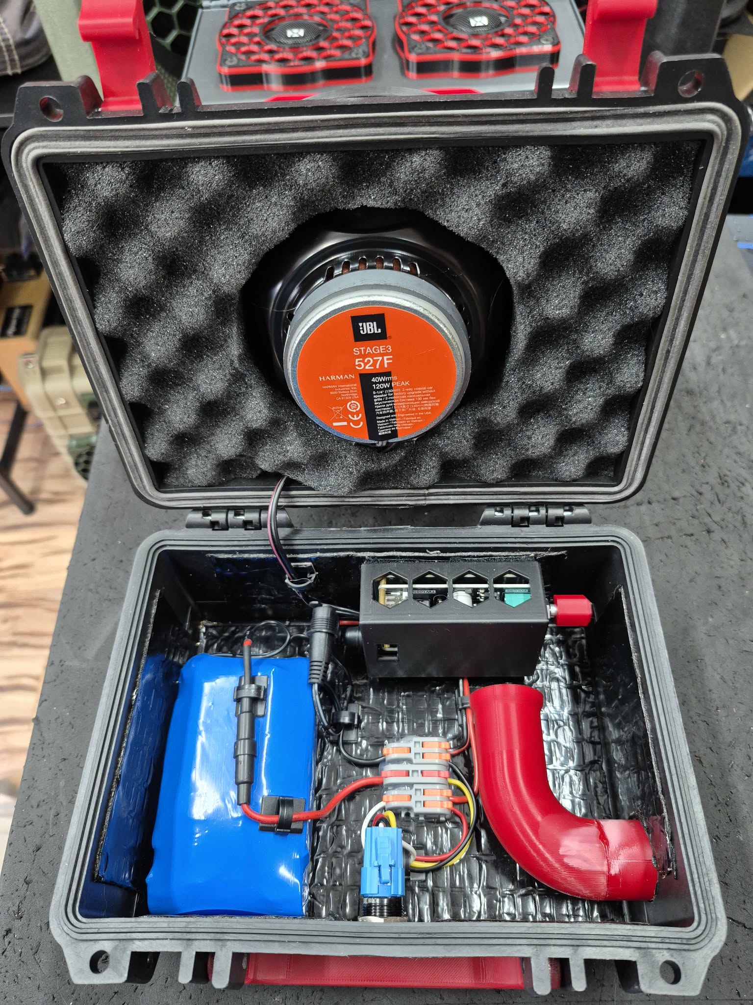 Twin Apache 1800 Bluetooth Speakers